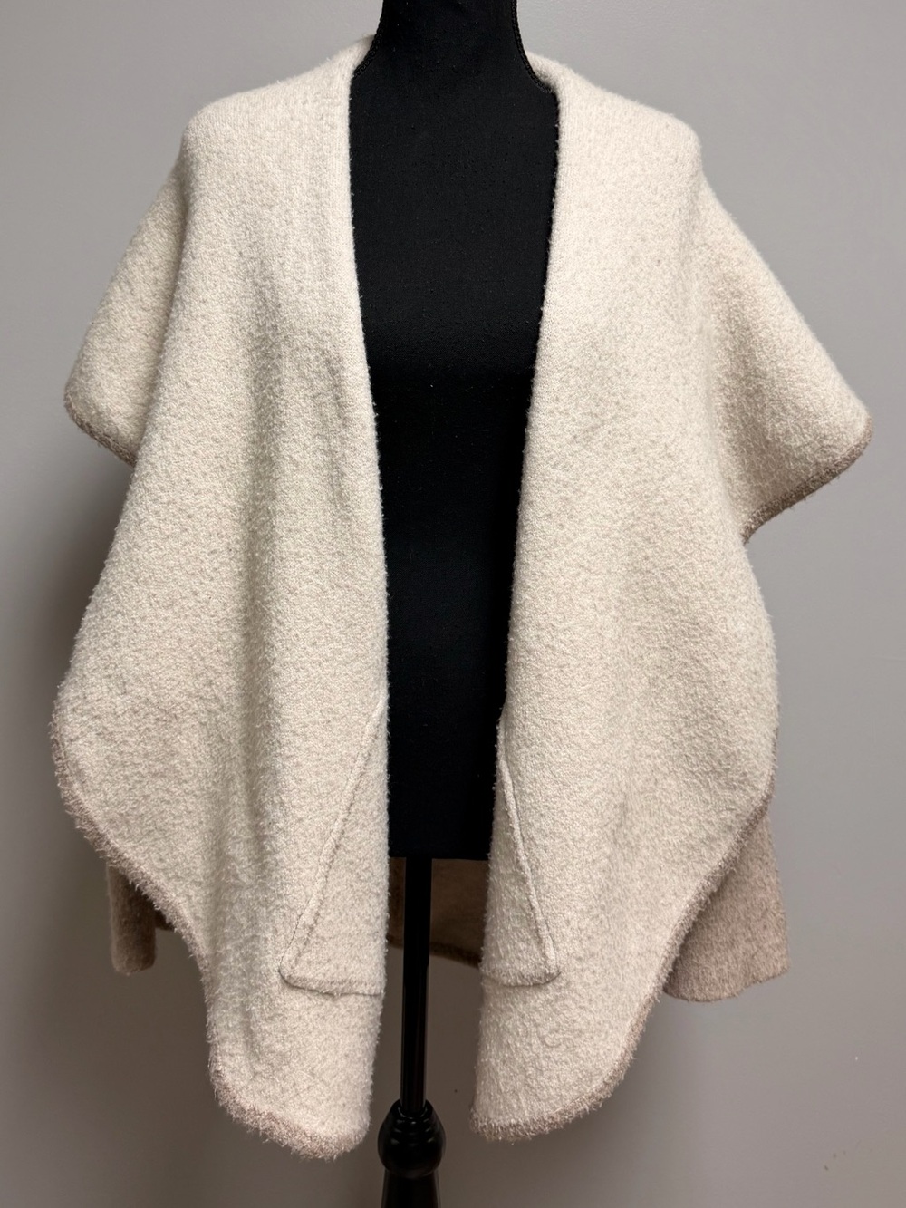 Anthropologie Hygge Reversible Cardigan Sweater Beige Cream Boucle Wool M/L Cozy